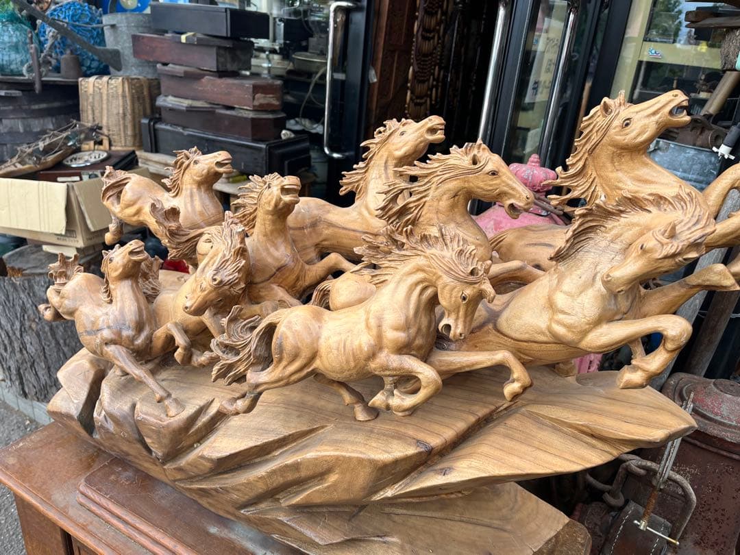 馬の木彫り、木彫り馬、特大95センチ馬群、特大木彫り馬群、９頭の馬、一刀彫り馬群