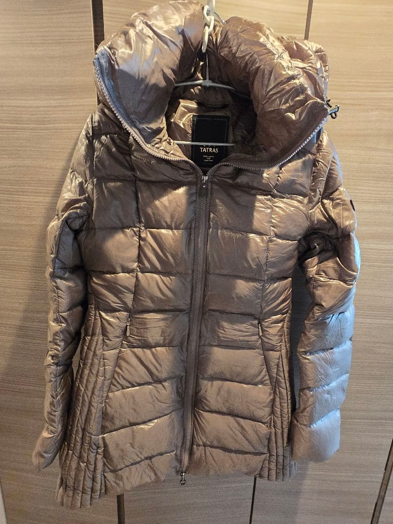 中古　タトラス　ダウンコート　茶系 TATRAS（ダウンジャケット ・ ブラウン/茶色系）のフリマアイテム一覧