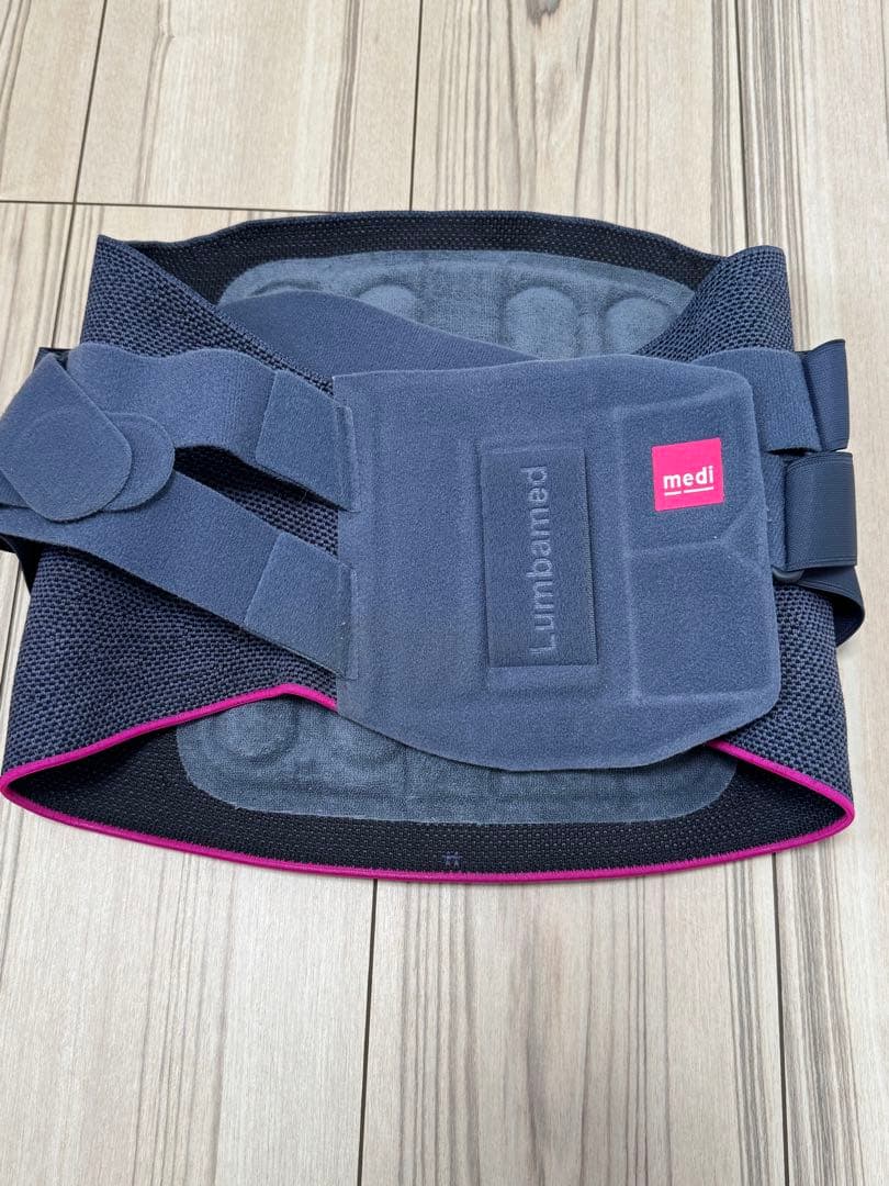 【新品同様】medi 腰痛サポーター コルセット 強力サポート ドイツ製