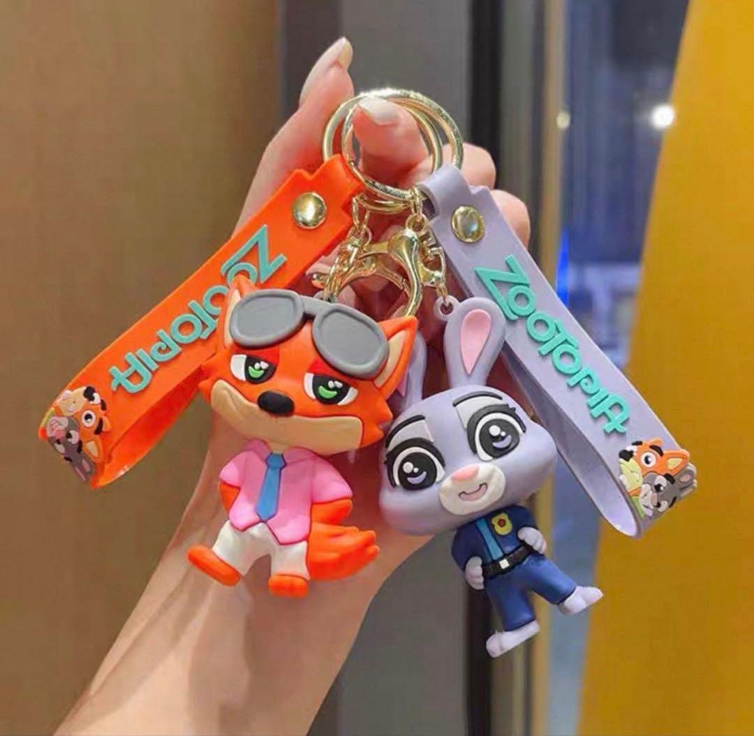 ズートピア ストラップ ニック・ワイルド & ジュディ・ホップス - メルカリ