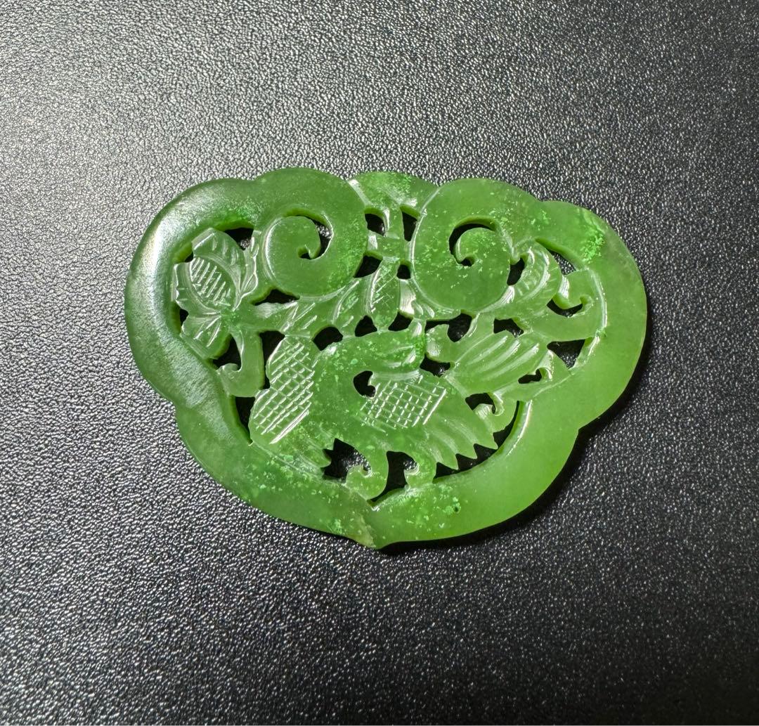 清時代 緑色和田玉 透かし彫 如意・飛鳥文様 ペンダント 中国古美術