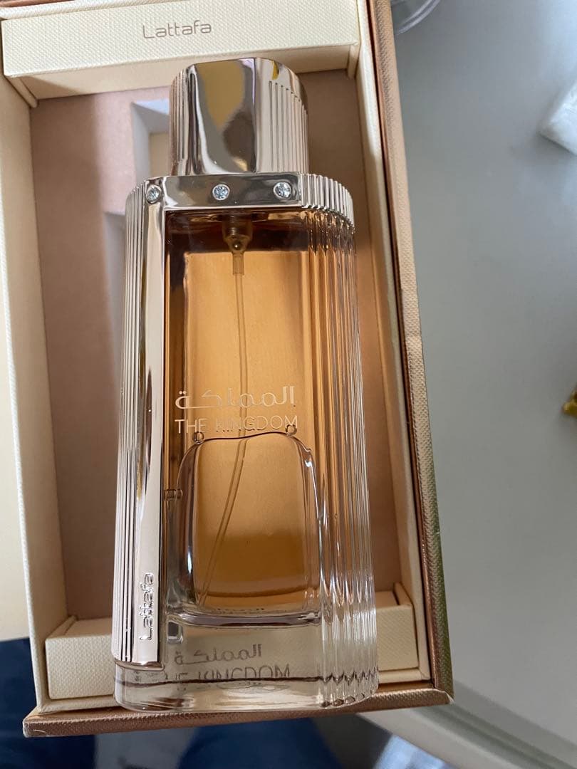 Lattafa THE KINGDOM オードパルファム 100ml