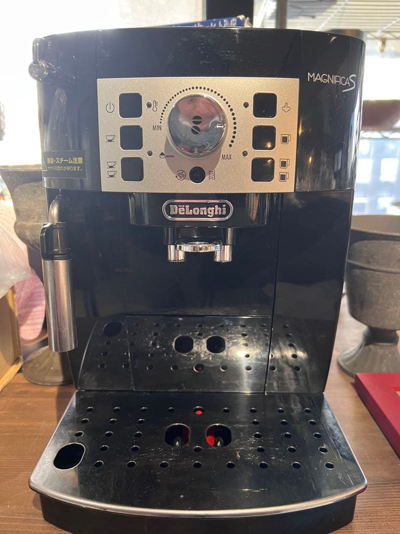 L*p様 De'Longhi エスプレッソマシン マグニフィカS ECAM221 Amazon.co.jp: DeLonghi デロンギ マグニフィカS ECAM22110SBH 業務