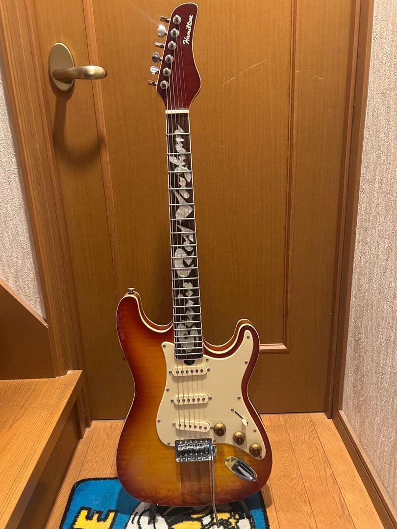 スティービーレイヴォーン　ストラト　ハミルトン　Main 風　ギター！　希少！