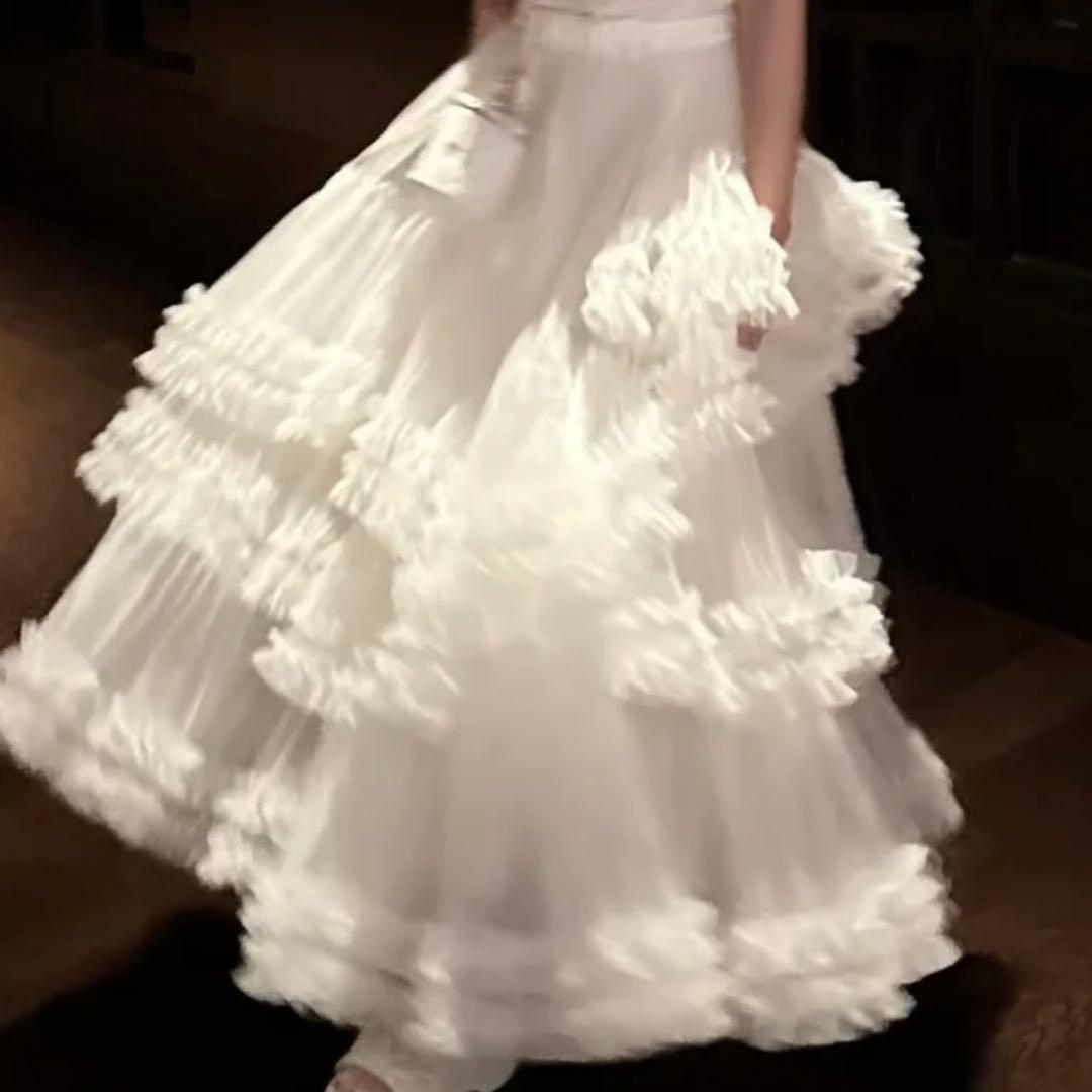 新品・未使用】 「バレリーナ」咲き誇るチュールスカート / ホワイト