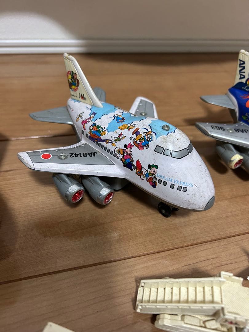 ミニチュア飛行機セット17点 - メルカリ
