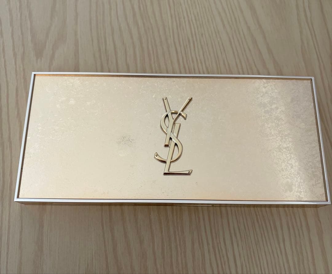 【限定品】YVES SAINT LAURENT アイシャドウ
