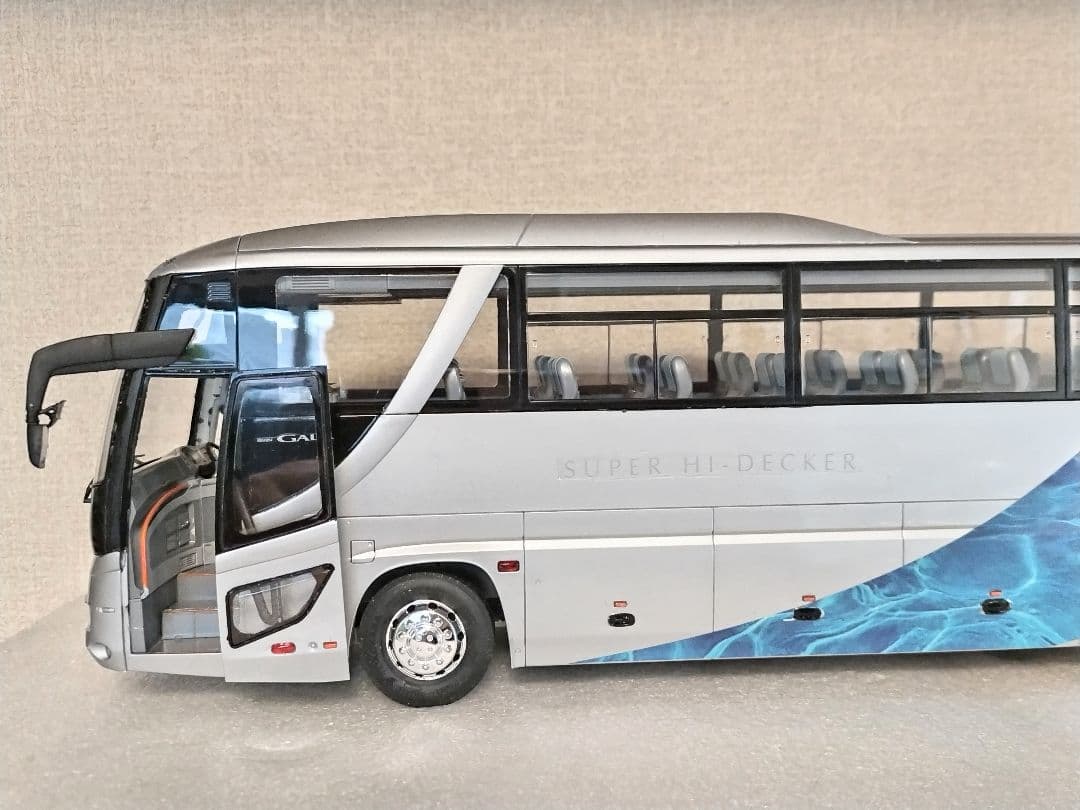 1/32 いすゞガーラ スーパーハイデッカー 素人組立品 - メルカリ