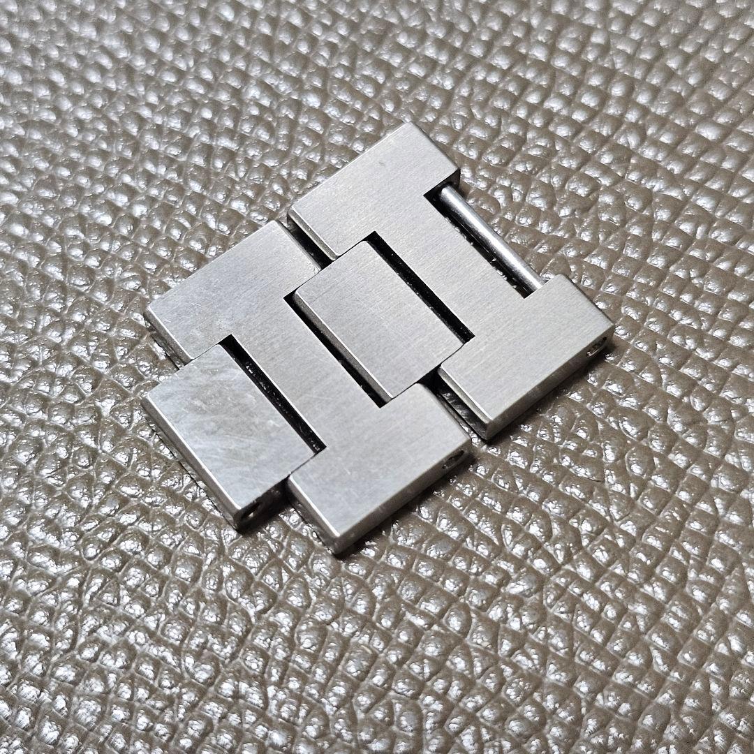 にゃんこ カルティエ パシャC コマ2個 シルバー