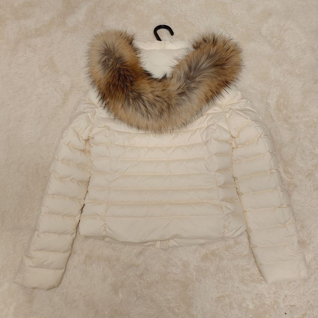 未使用✨TATRAS VARENA ダウンジャケット 25AW 01 アイボリー - メルカリ