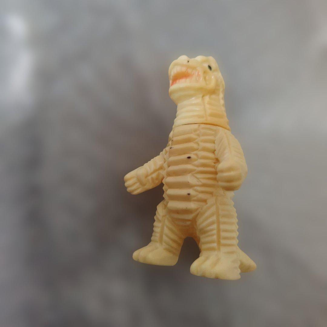 ブルマァク ウルトラマン レッドキング ソフビ 10cm