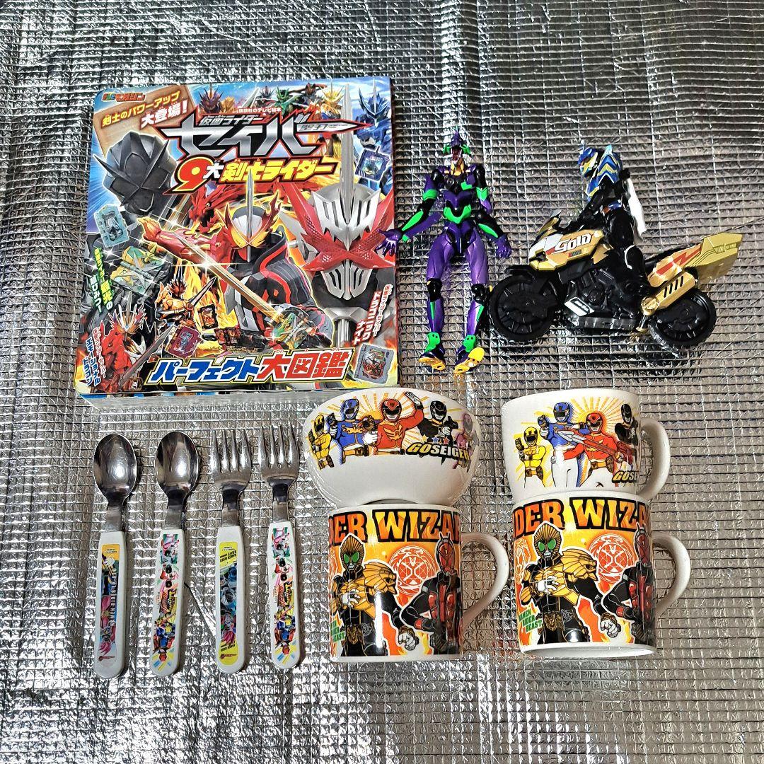 最終値下げ 仮面ライダー フィギュア＆マグカップセット - メルカリ