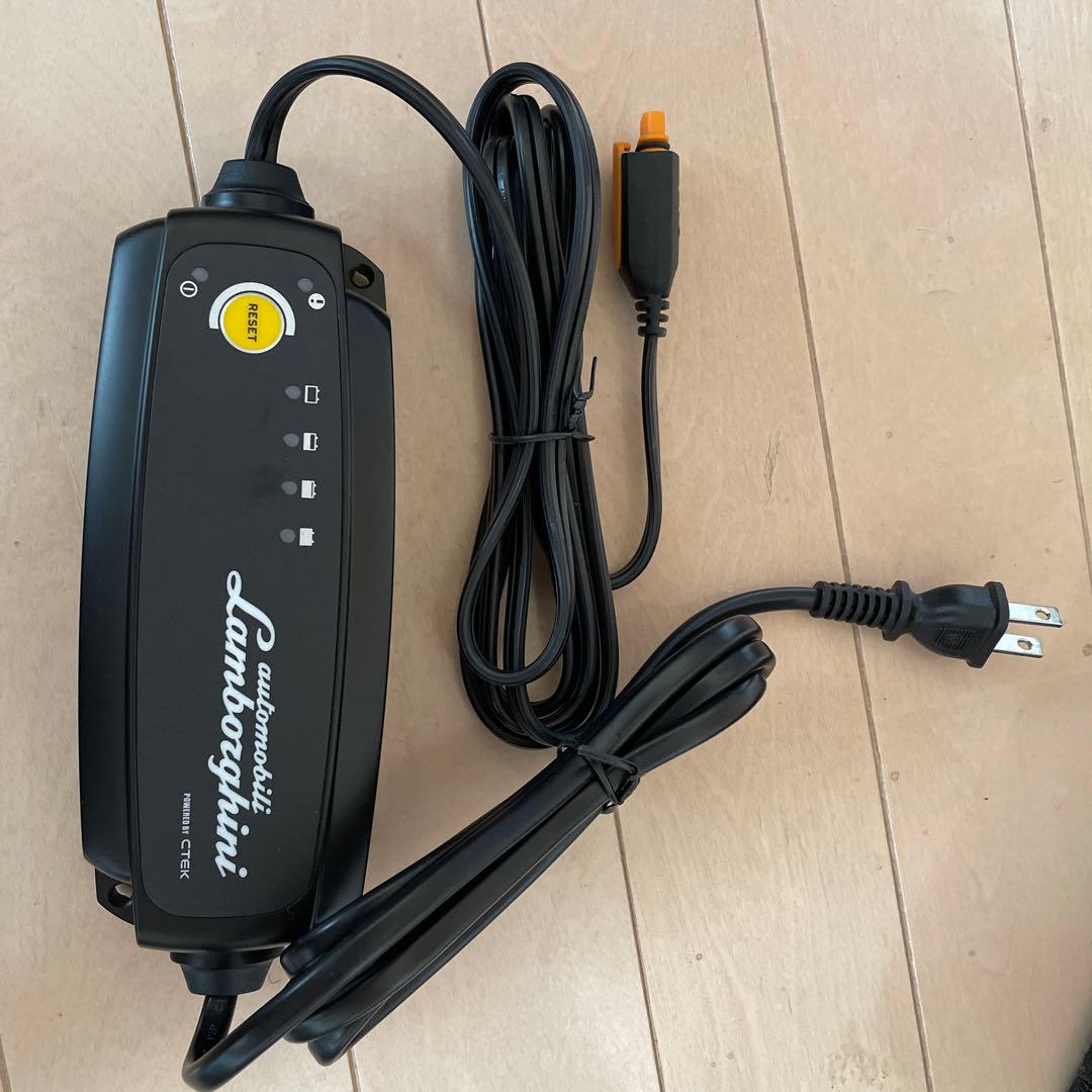 ランボルギーニ ウルス 新車付属 充電器 バッテリーチャージャー 純正