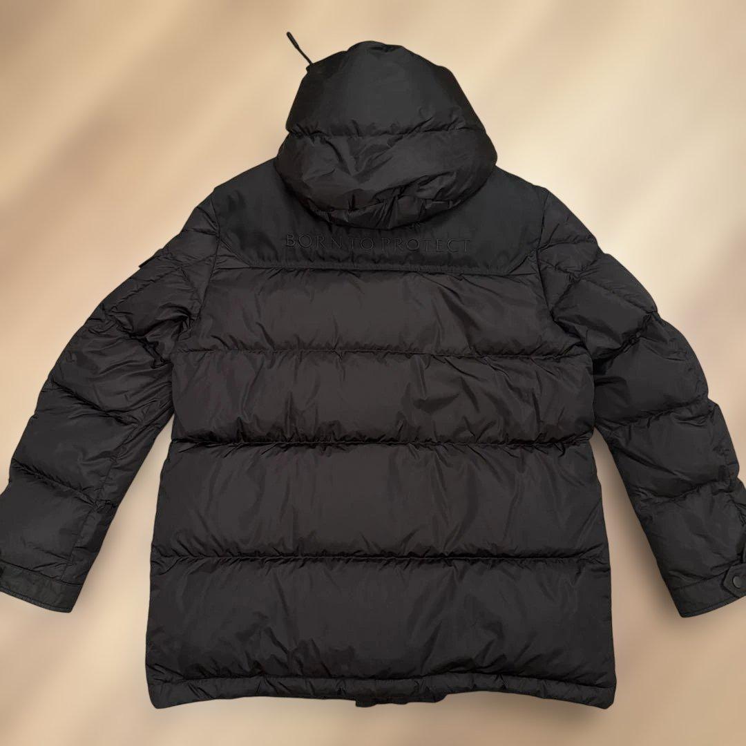 値下げ】MONCLER ブラック ダウンジャケット 3 - メルカリ