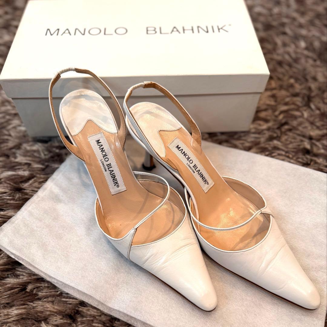 MANOLO BLAHNIK ホワイト スリングバック ハイヒール　ストラップ
