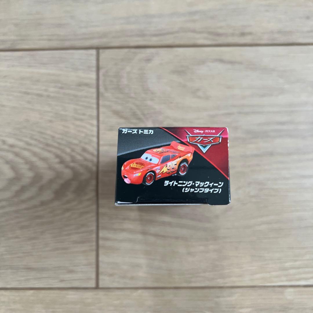 特別仕様】2021年限定 カーズ トミカ マックィーン ジャンプ 舌 ベロ