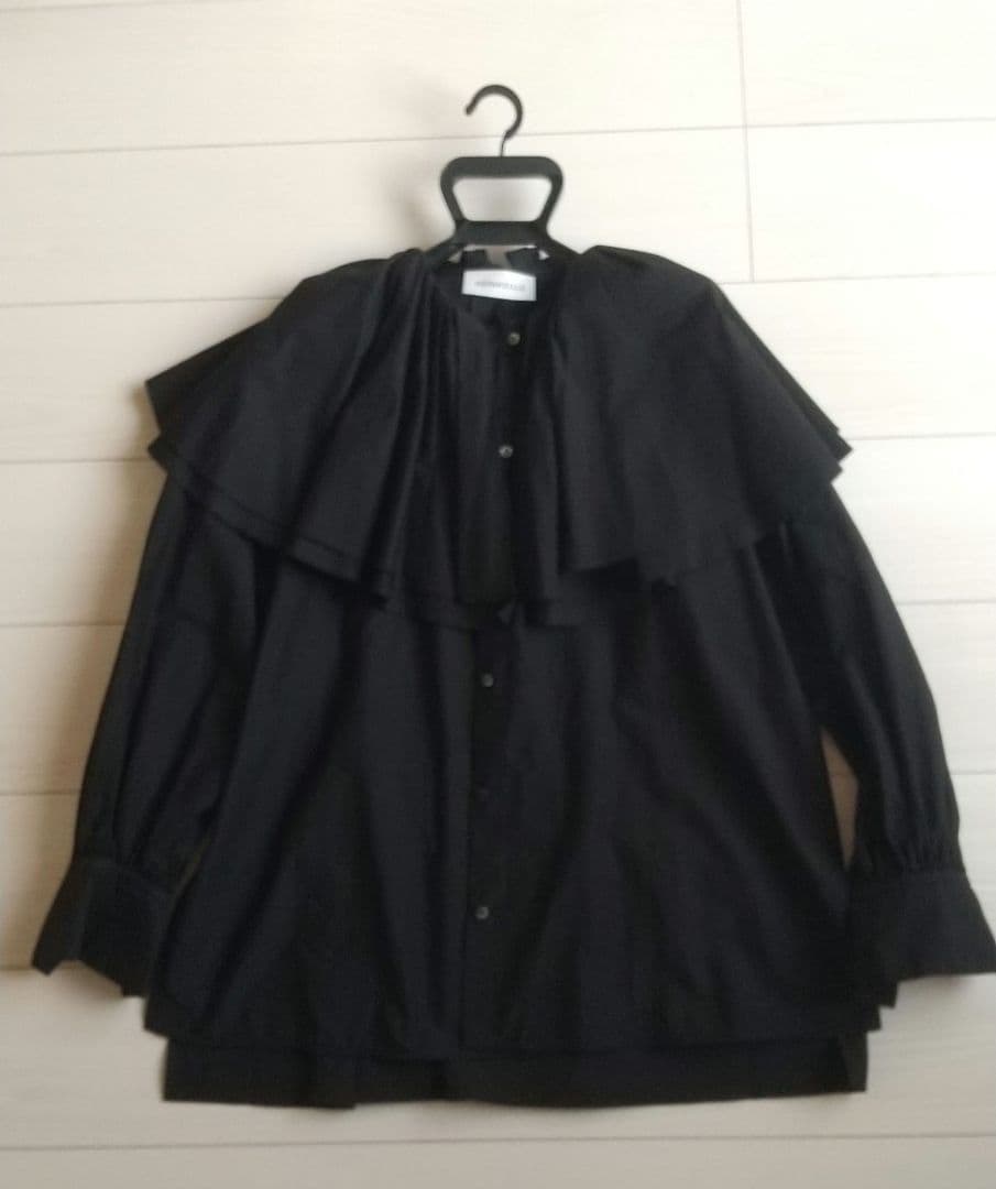 デパリエ コットン×シルク フリルオーバーカラーブラウス 38