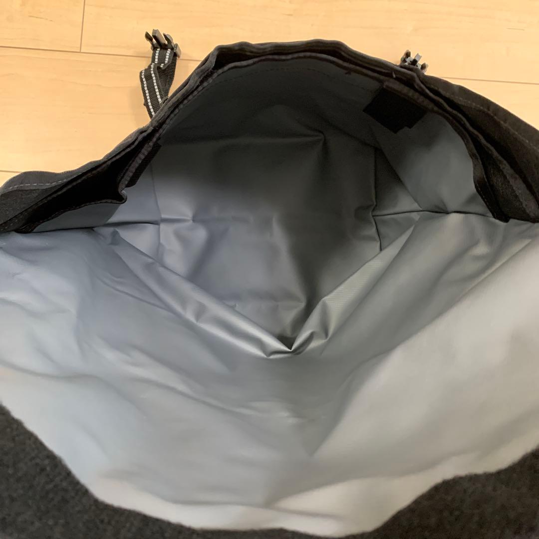 【美品】CHROME ミニメトロ　メッセンジャーバッグ　20.5L ブラック