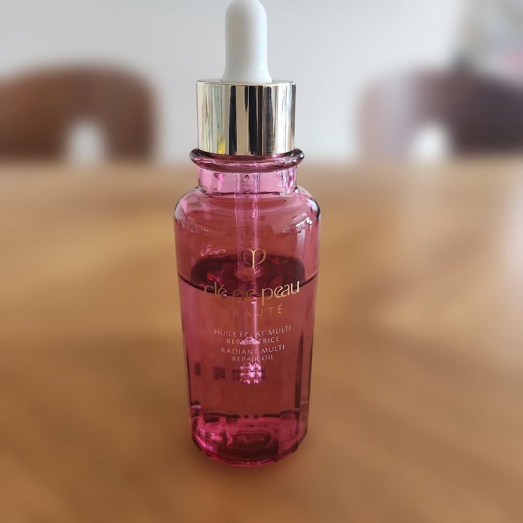 クレ・ド・ポー ボーテ 　ユイルレパラトゥリス　 オイル状美容液　乾燥肌へ