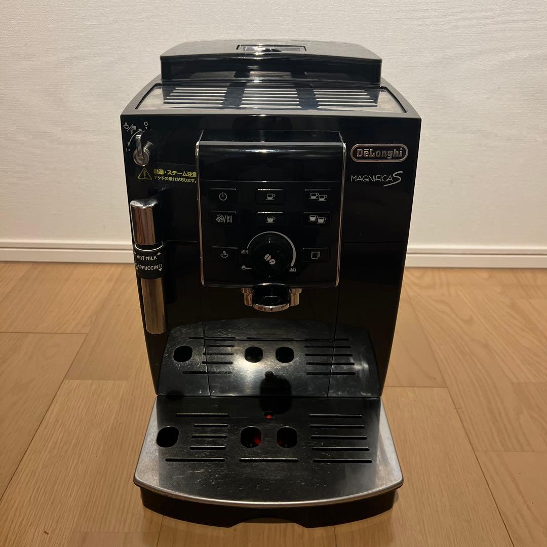 デロンギ　マグニフィカS　コンパクト全自動エスプレッソマシンECAM23120B Amazon.co.jp: デロンギ コンパクト全自動エスプレッソマシン