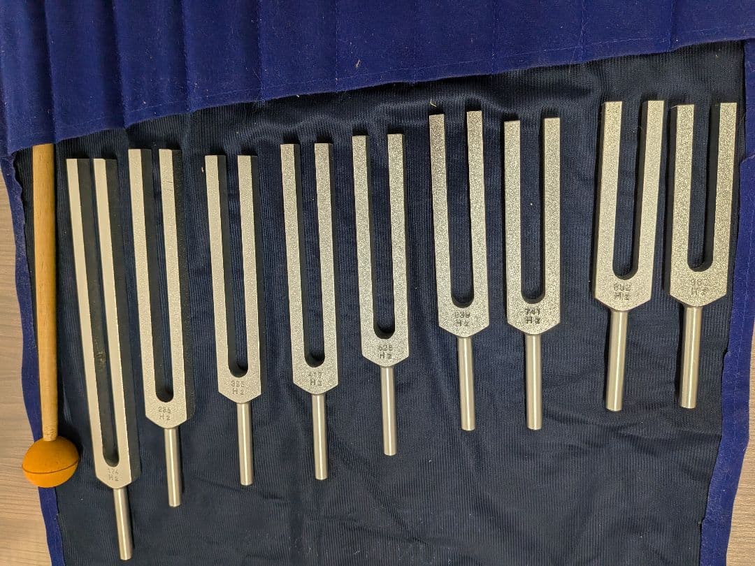 ソルフェジオ10本音叉セット SACRED SOLFEGGIO 専用ケース付