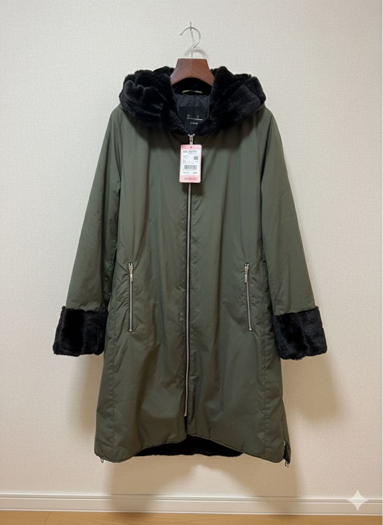 美品】オリーブグリーン フード付きダウンジャケット - メルカリ