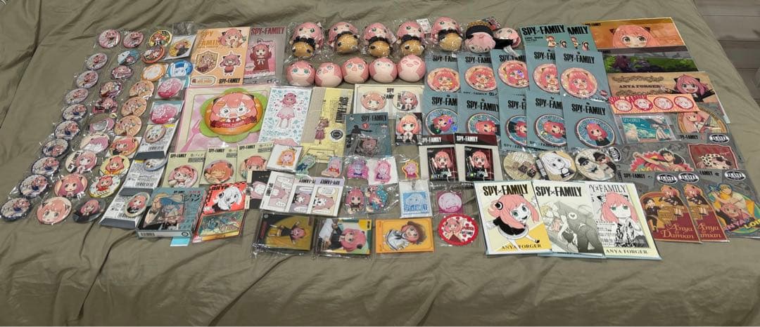 スパイファミリー アーニャ バッジ コレクション 大量セット