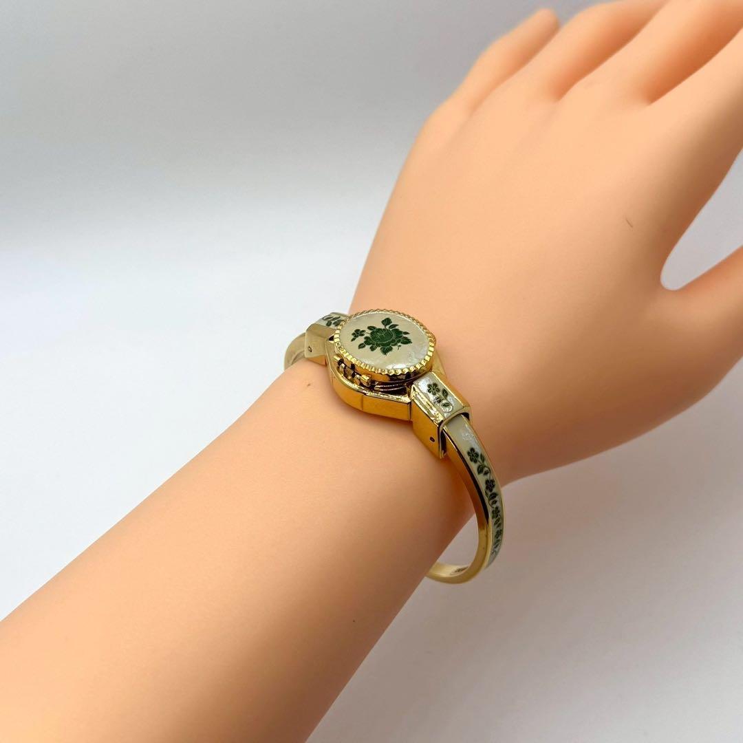 ANDRE MOUCHE バングルウォッチ ペンダントフェイス 花柄 スイス製