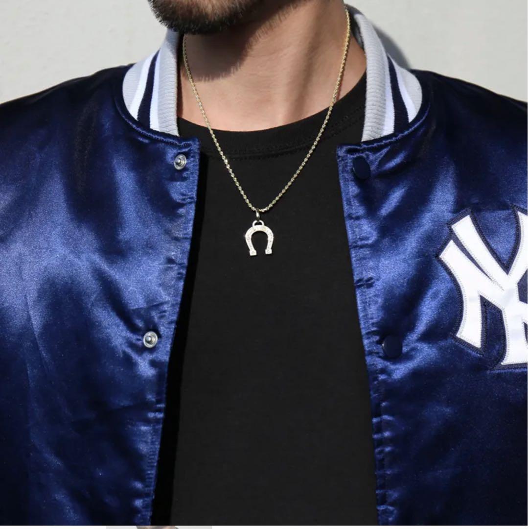 AVALANCHE 馬蹄型ペンダント