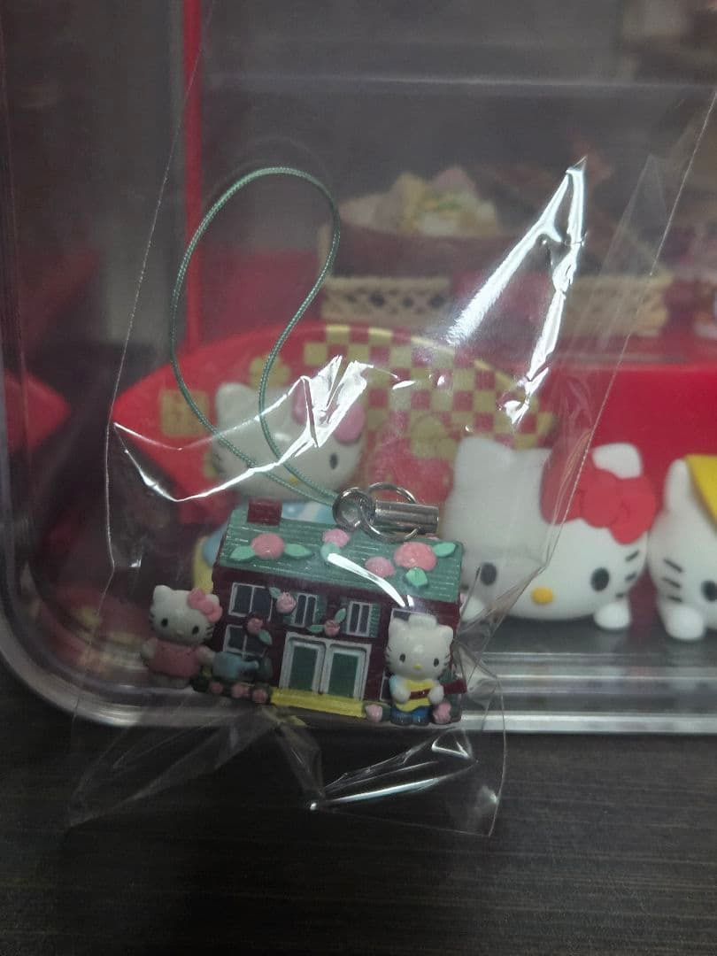 キティストラップ ハローキティ シリーズ｜サンリオオンラインショップ