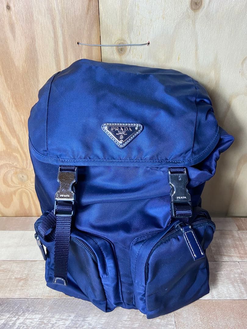 PRADA ネイビー ミニバックパック
