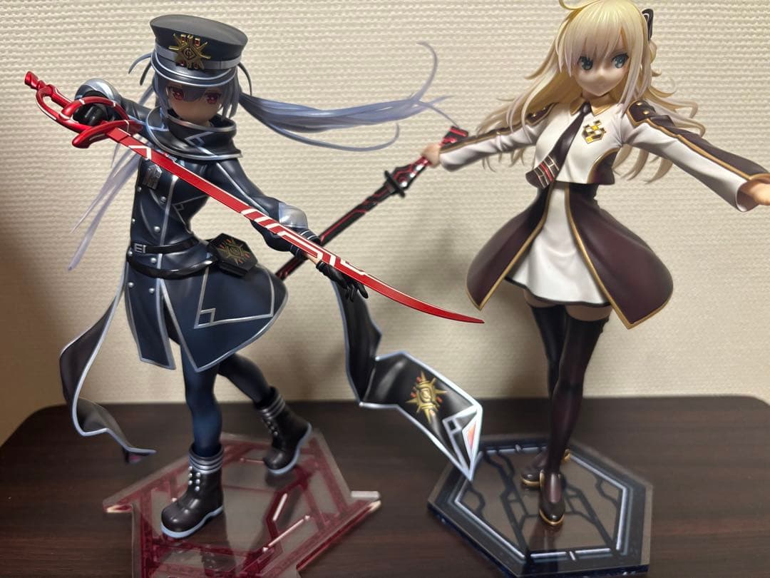 閃刀姫レイ・ロゼ フィギュア2体セット - メルカリ