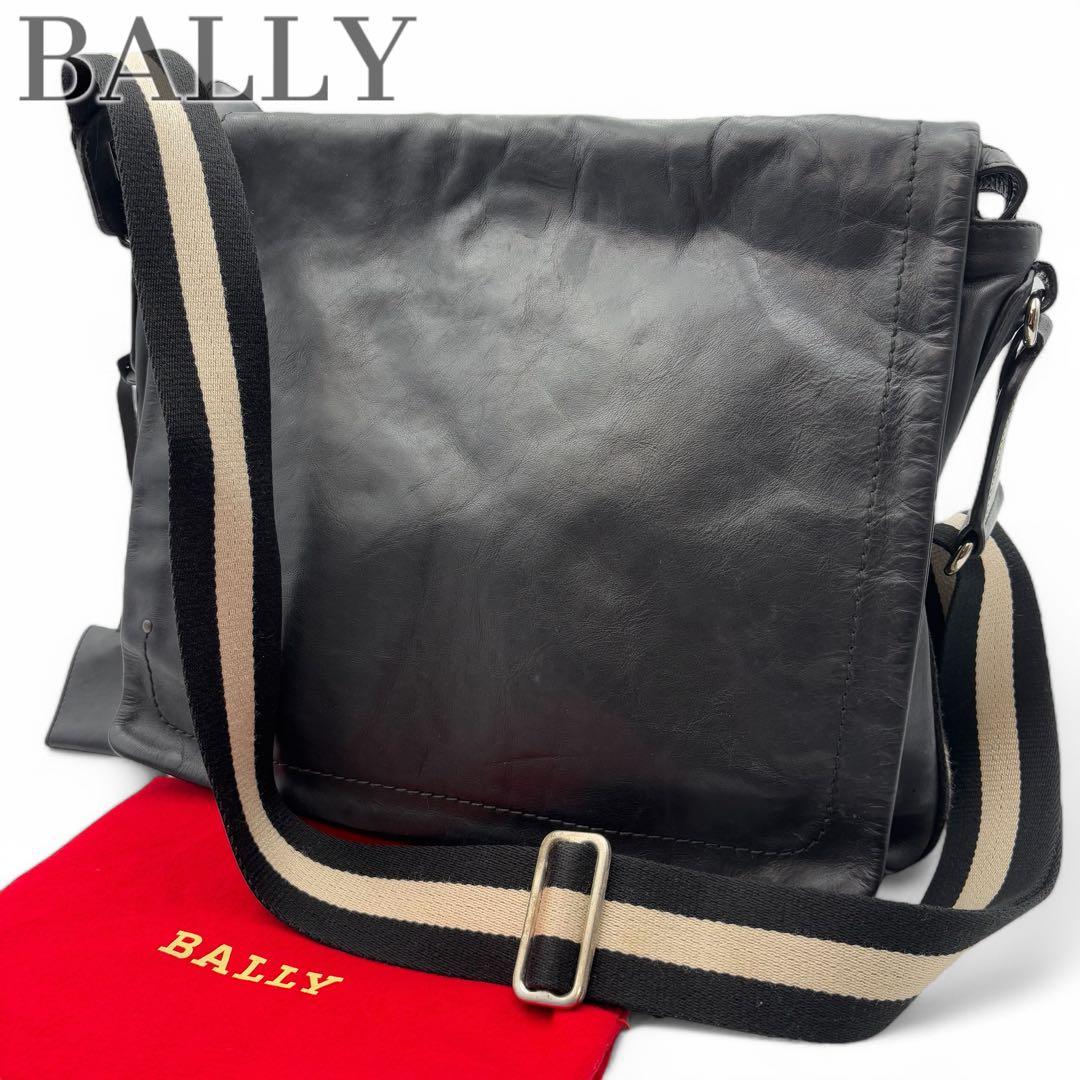 BALLY バリー メッセンジャーバッグ メンズ レザー 大容量 シンプル c7 バリー ショルダーバッグ/メッセンジャーバッグ/クロスボディ バッグ