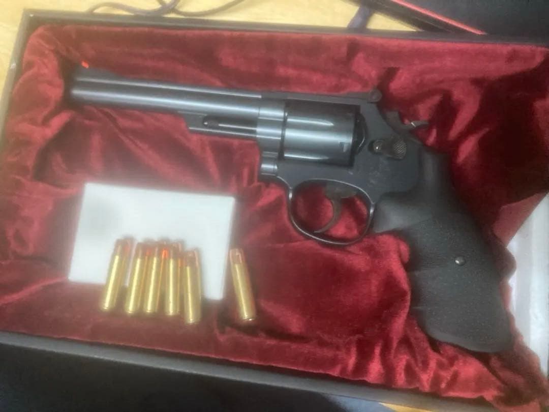 東京マルイ　M19 ガスリボルバー 6インチ　真鍮カートリッジ！