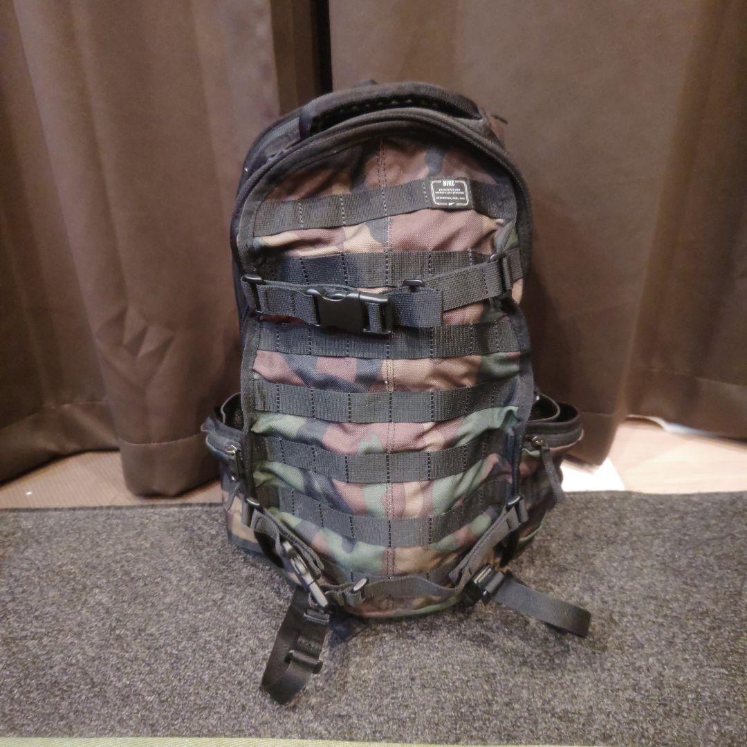 希少　NIKE 迷彩リュック