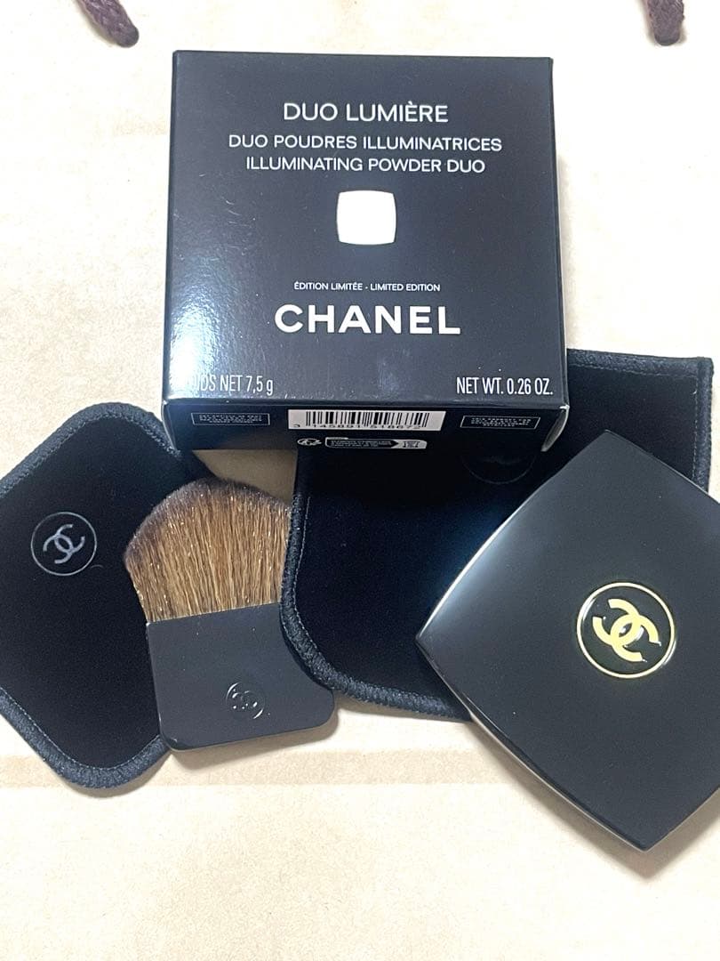 CHANEL シャネル デュオ プードゥル ルミエール フェイスパウダー