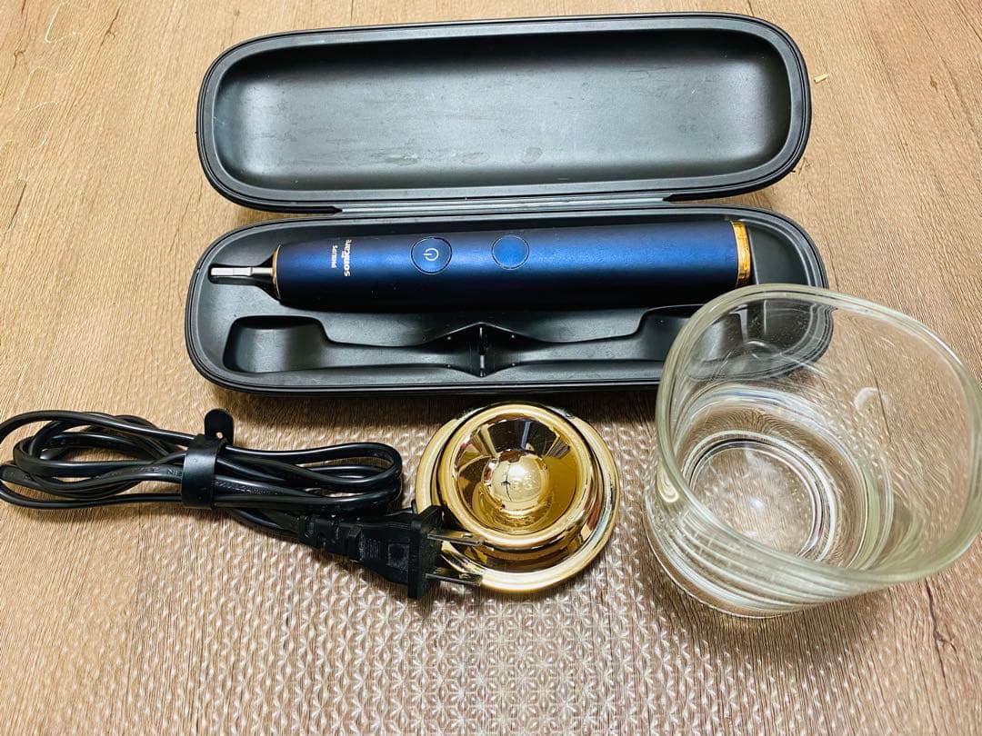 J*s様 Philips ソニッケアー電動歯ブラシ本体 青色 充電器付き 楽天市場】フィリップスソニッケアー 充電式 電動歯ブラシ アズール