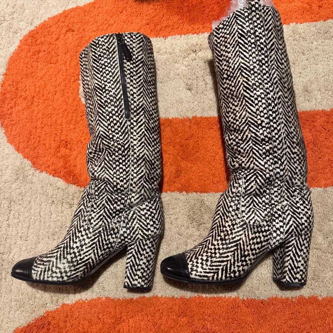 合馬公式アカウント1 　　CHANEL ロングブーツ