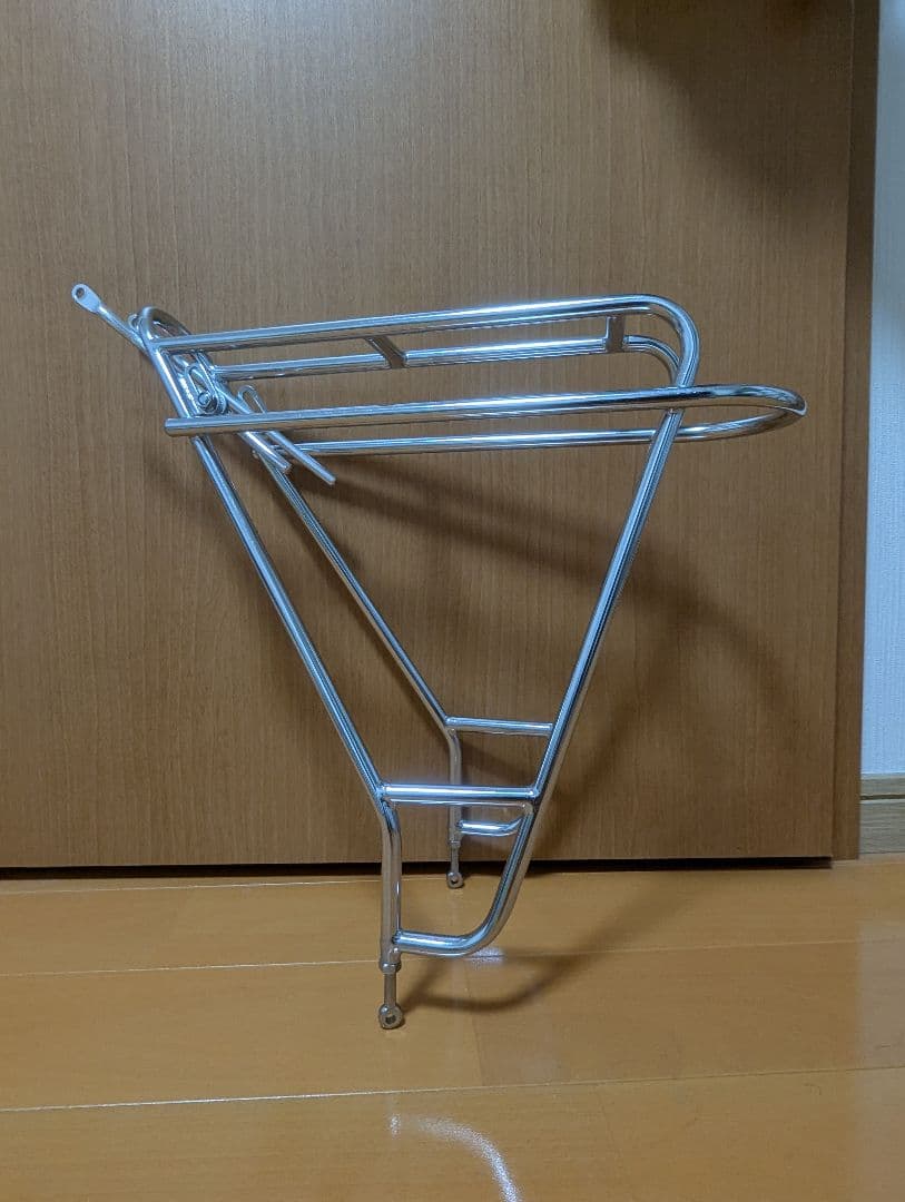 シムワークス　SIMWORKS On The Road Rack 高さ・角度の微調整が可能！SimWorks by NITTOのオンザロードラック