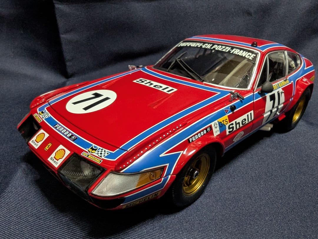 京商1/18フェラーリ365GTB/4 デイトナコンペティツィオーネLeMans