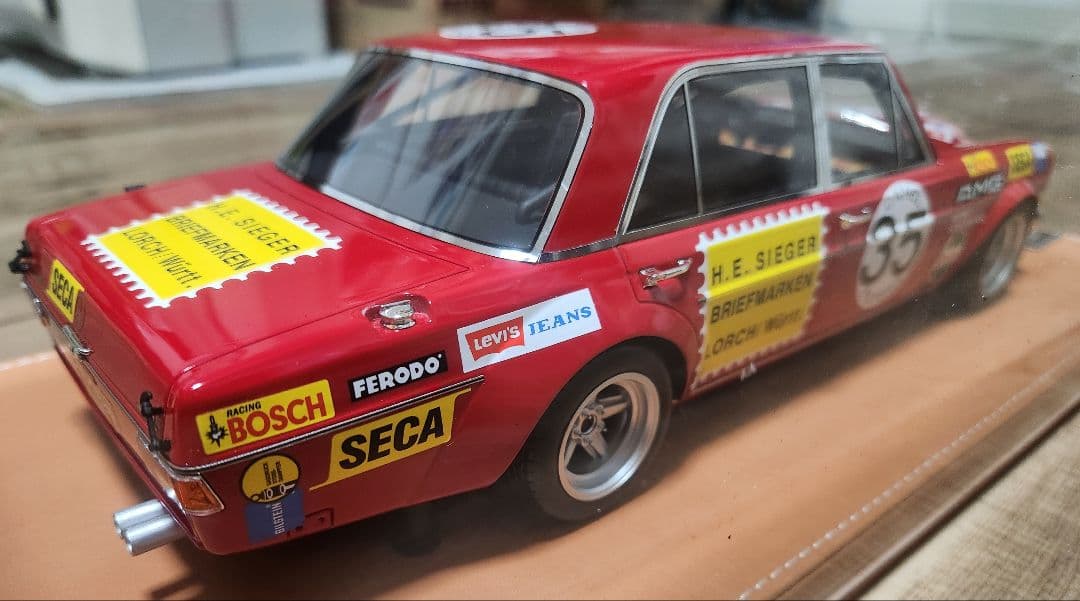 GOC 1/18 Mercedes Benz 300 SEL 6.8 AMG - メルカリ