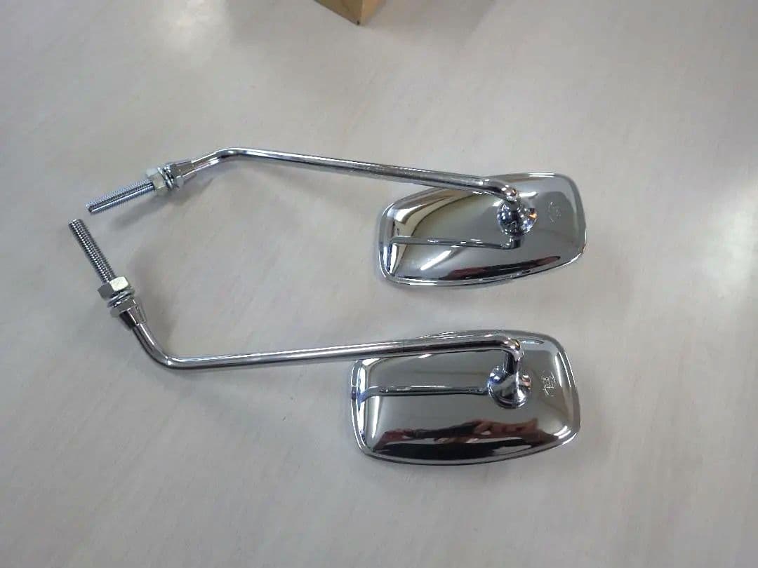 純正部品スーパーカブ C100、C102、C105の純正ミラー新品未使用品②