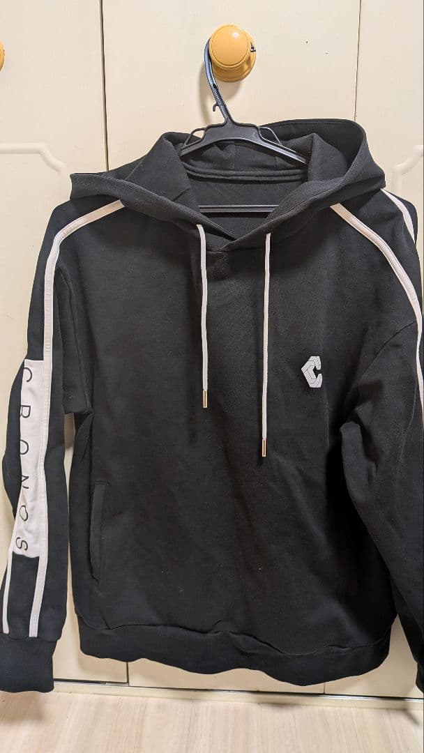 クロノスフード付きパーカー