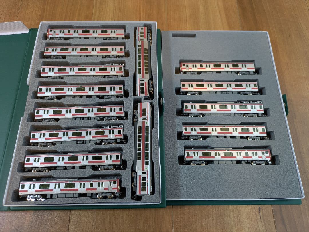 ☆カルシ様専用☆ kato e531系常磐線・上野東京ライン 赤電ラッピング