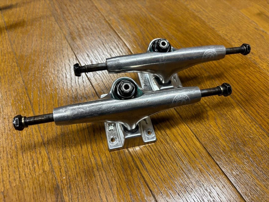 THUNDER HOLLOW LIGHTS 147＋SPITFIREセット