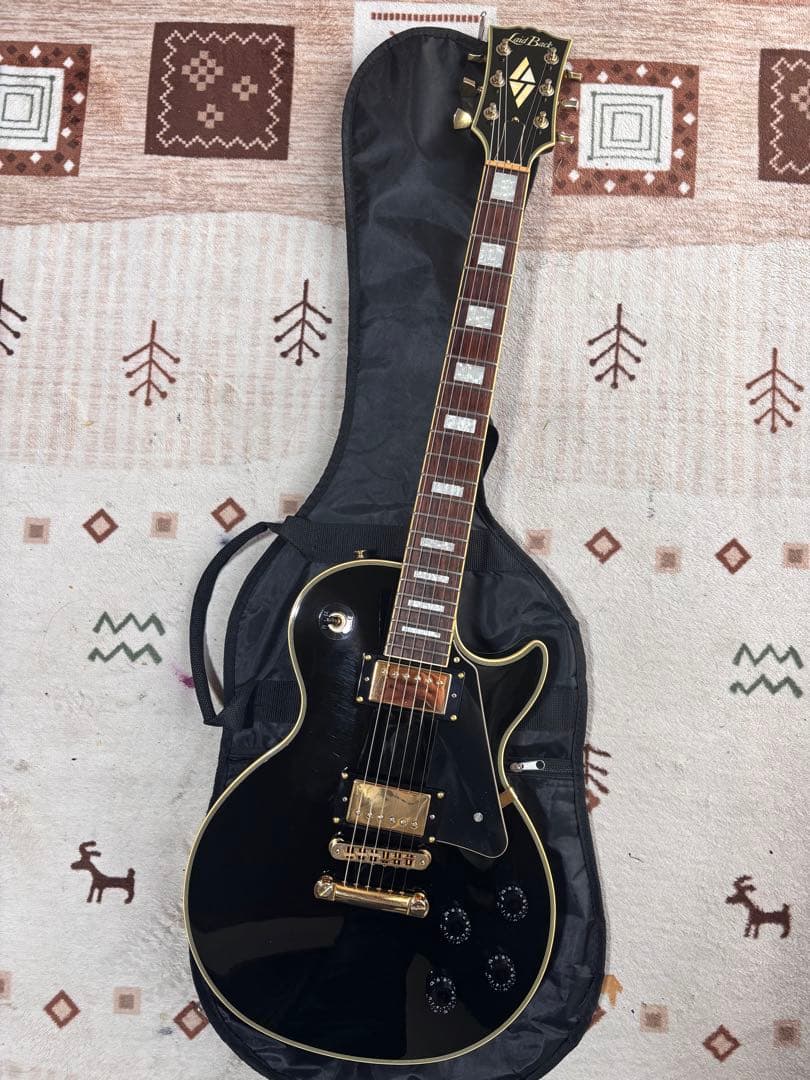 メンテナンス済み　Laid Back ブラック エレキギター LaidBack LST-5-R-3S Vintage Black エレキギター ストラトタイプ