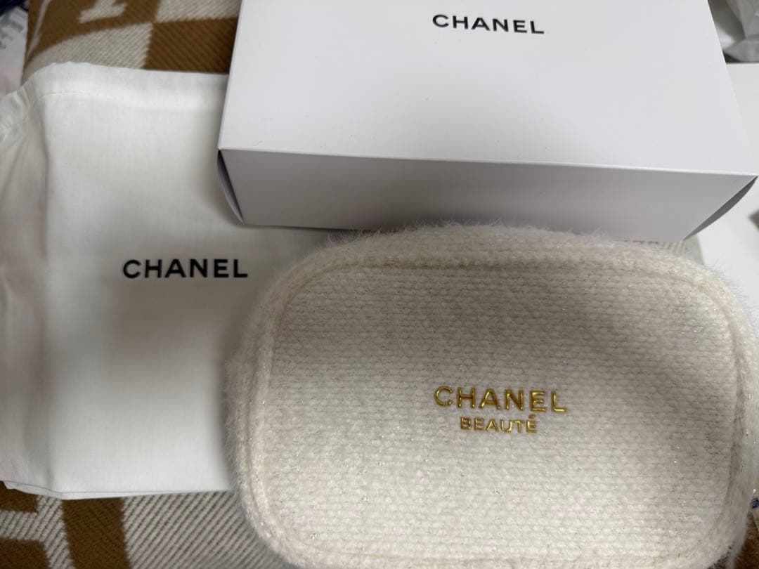 ♡CHANELクリスマスコフレ　トータルルックセット2024♡シャネル
