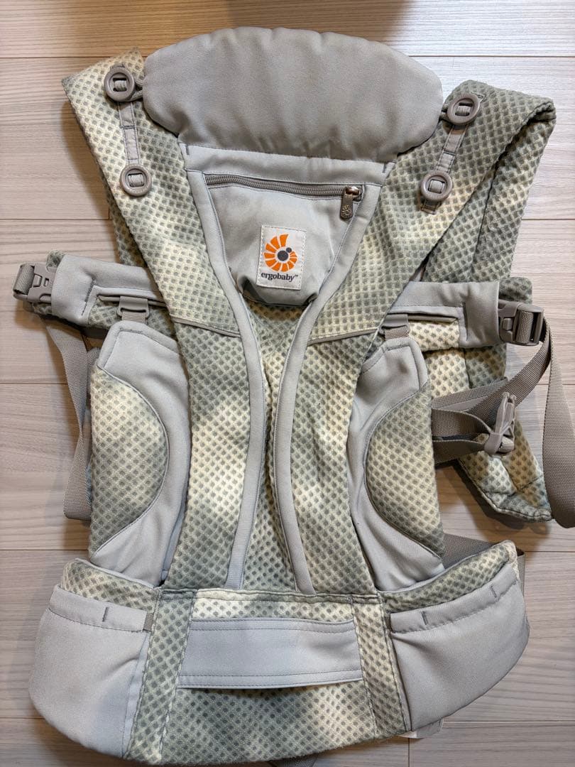 エルゴベビー オムニブリーズOMNI Breeze 抱っこ紐