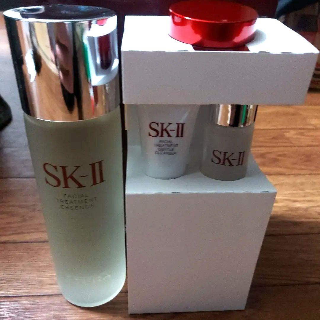 SK-II　フェイシャルトリートメントエッセンススペシャルコフレ　４点セット