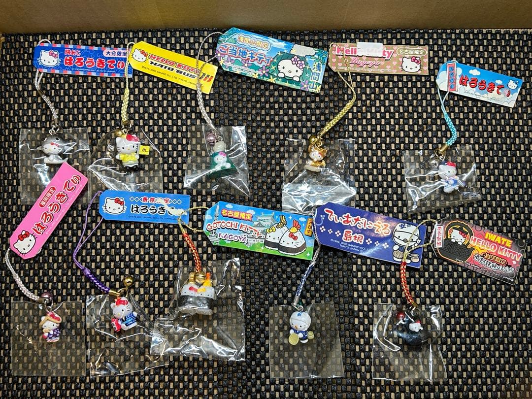レア　ご当地キティ　根付け　ストラップ　まとめ売り　サンリオ　ハローキティ